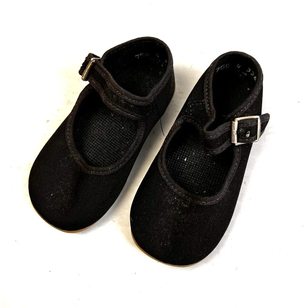 Mary Janes Shoes Little Girl Size 4 Black Canvas Strap Storybook Character USA